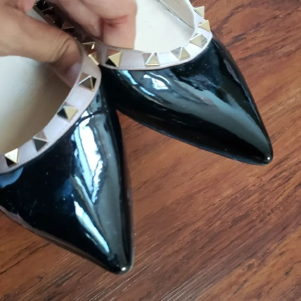 Valentino Black Patent Leather Ballet Flats Pink Trim Gold Studs Size 39.5